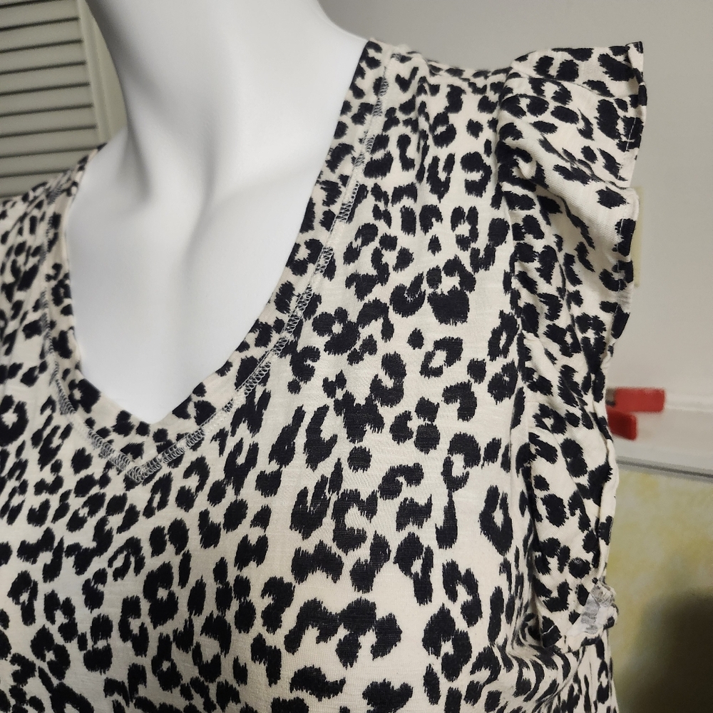 Maurices Ruffle Tee - Picture 2 of 3